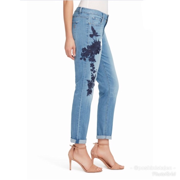 🆕 NWT Vintage America Blues Embroidered Jeans - Picture 3 of 4